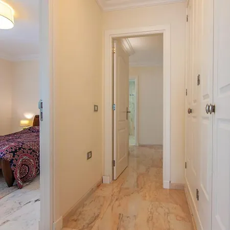 Luxury 2-bedroom Ocean View Lägenhet *