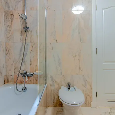 Luxury 2-bedroom Ocean View Lägenhet