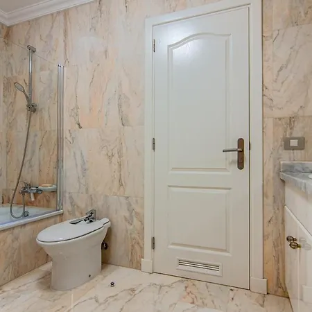 Daire Luxury 2-bedroom Ocean View