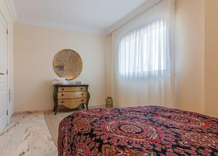 Daire Luxury 2-bedroom Ocean View Puerto de Santiago (Tenerife)